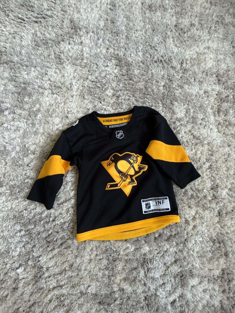 NHL Pittsburgh Penguins 2019 Stadium Series Toddler Infant 12/24M